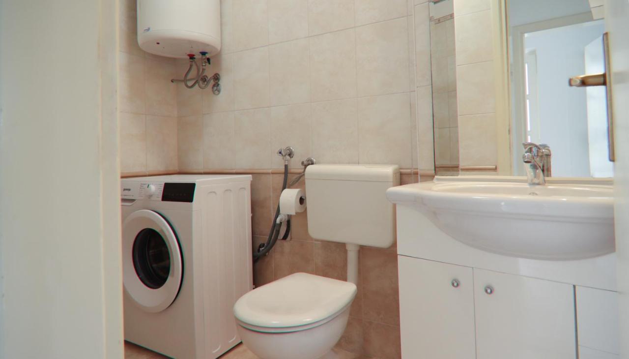 Mozart Apartments Baška Voda Kültér fotó