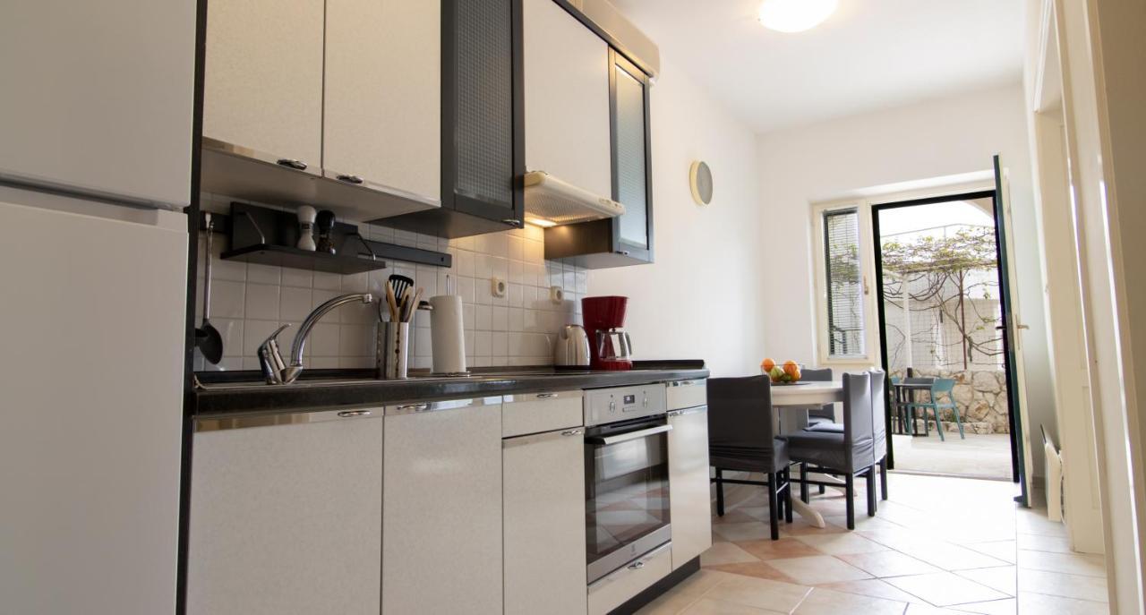 Mozart Apartments Baška Voda Kültér fotó