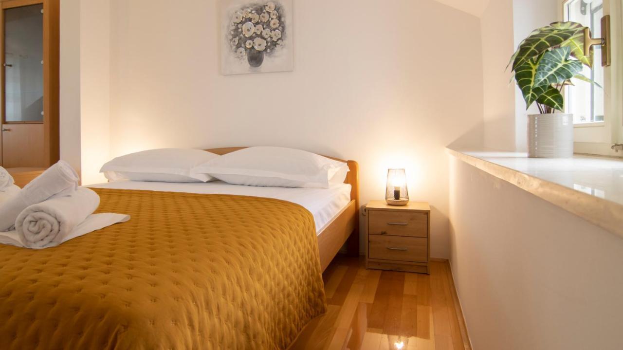 Mozart Apartments Baška Voda Kültér fotó