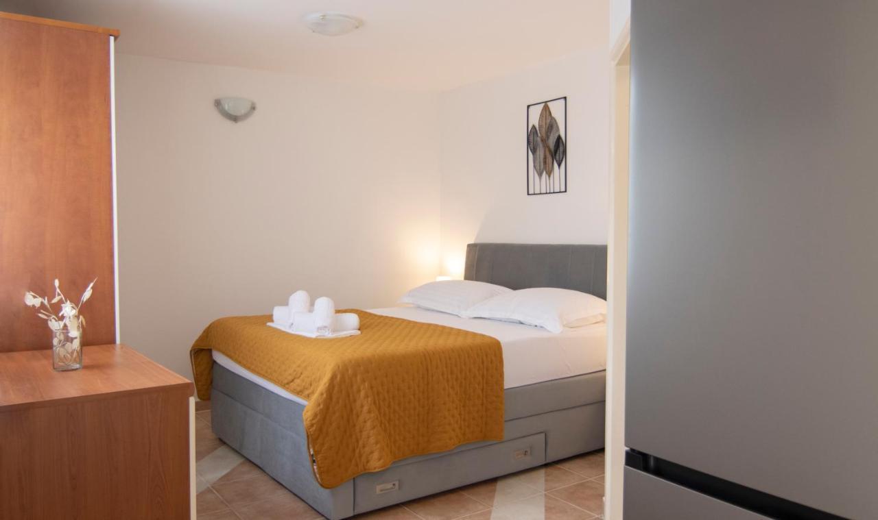Mozart Apartments Baška Voda Kültér fotó