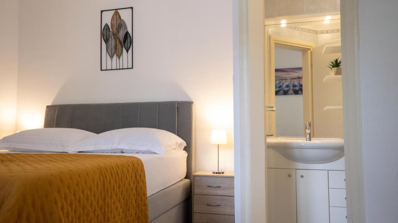 Mozart Apartments Baška Voda Kültér fotó